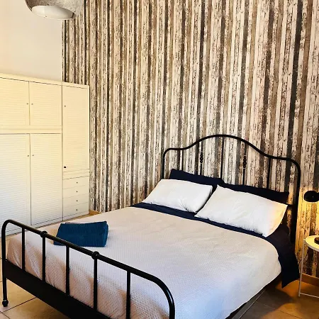 Mamo1 - In Pieno Centro Citta Appartement